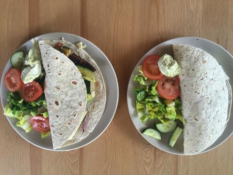 Roasted vegetable wrap with mozzarella salad - Fitness Health