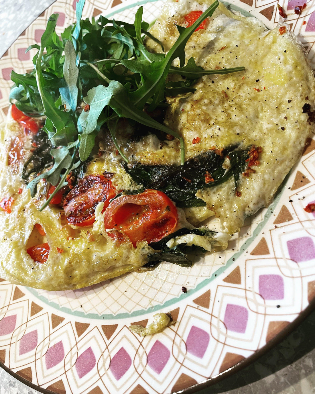 Omelette with spinach, tomato and red pepper - Fitness Health 