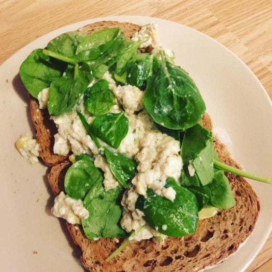 Scrambled Egg with Fresh Spinach on Wholemeal Toast - Fitness Health 