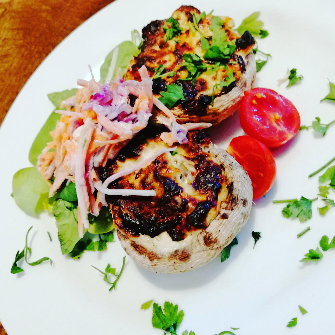 Stuffed mushrooms with salad easy recipe won't break the bank - Fitness Health 
